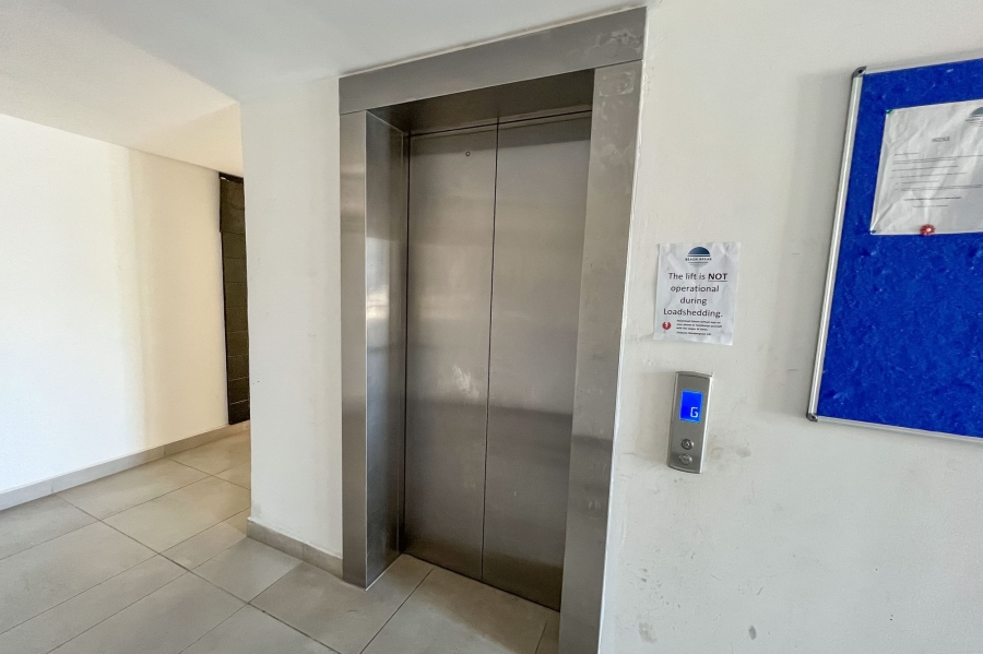 1 Bedroom Property for Sale in Beachfront Western Cape